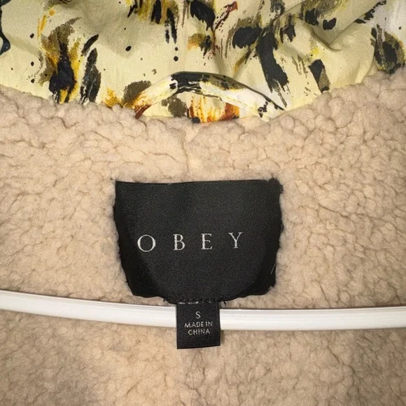 Obey Women's Republique Yellow and Black Animal Print Bomber Jacket - Picture 7 of 8